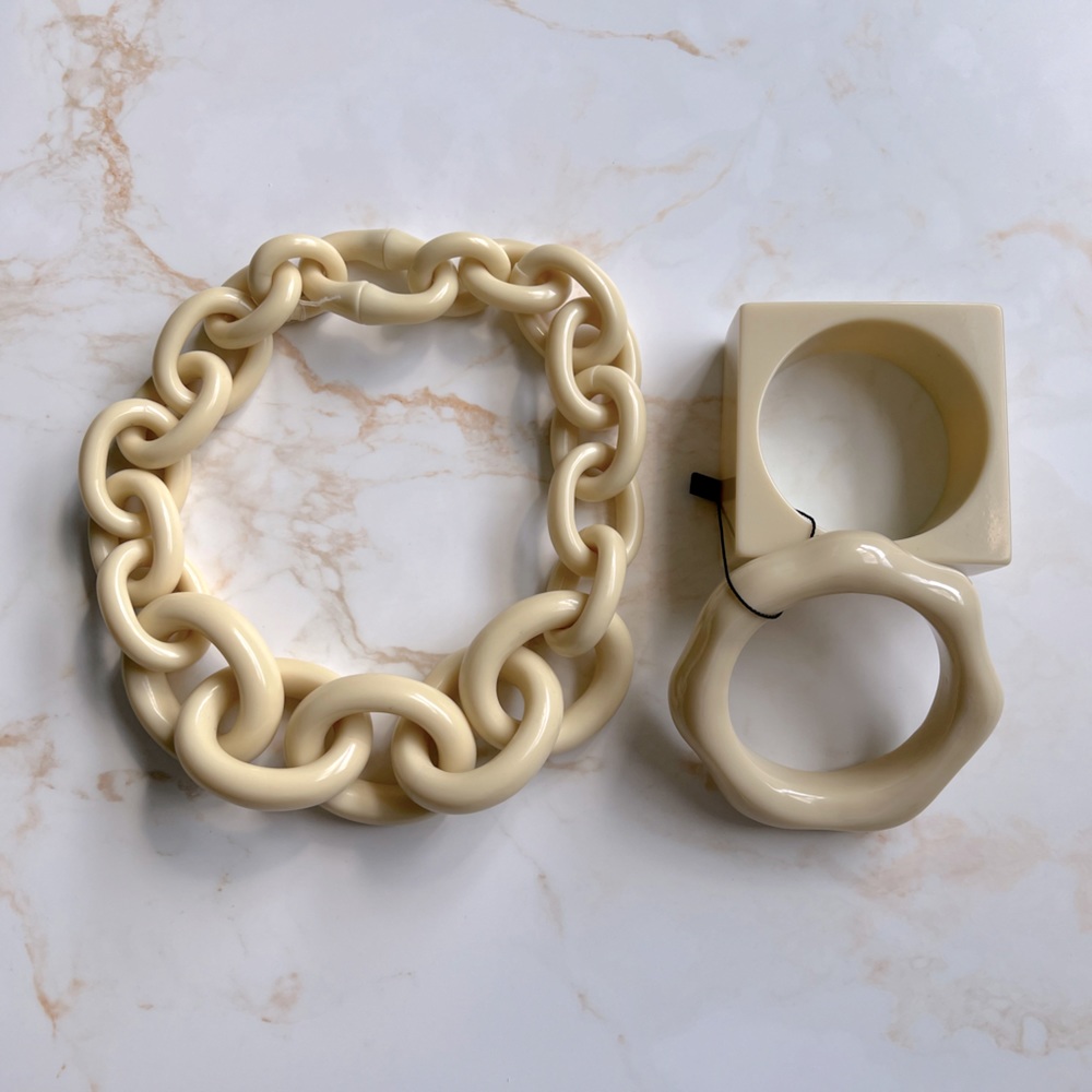 New Resort resin jewelry set